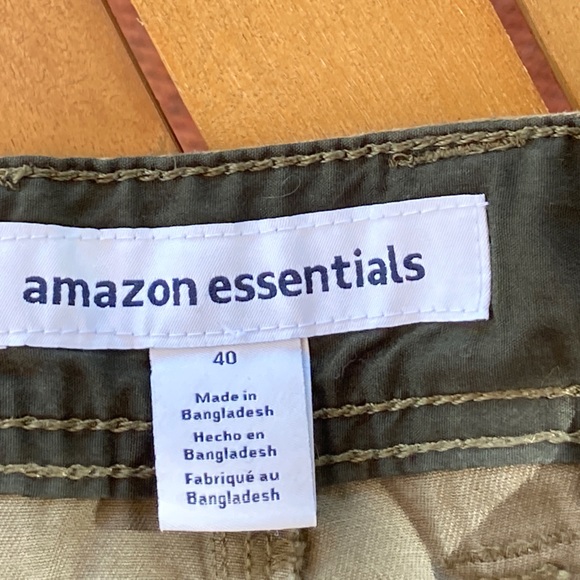 Amazon Essentials Mens Green Camo Cargo Shorts Size 40 - Picture 2 of 10